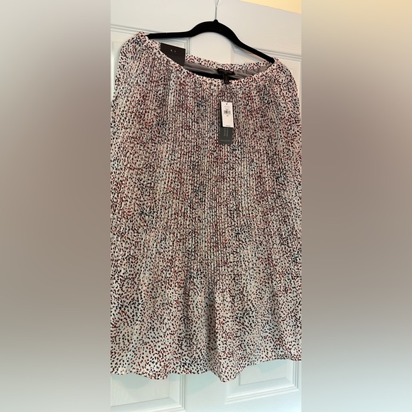 Banana Republic Skirt BNWT - Picture 3 of 3